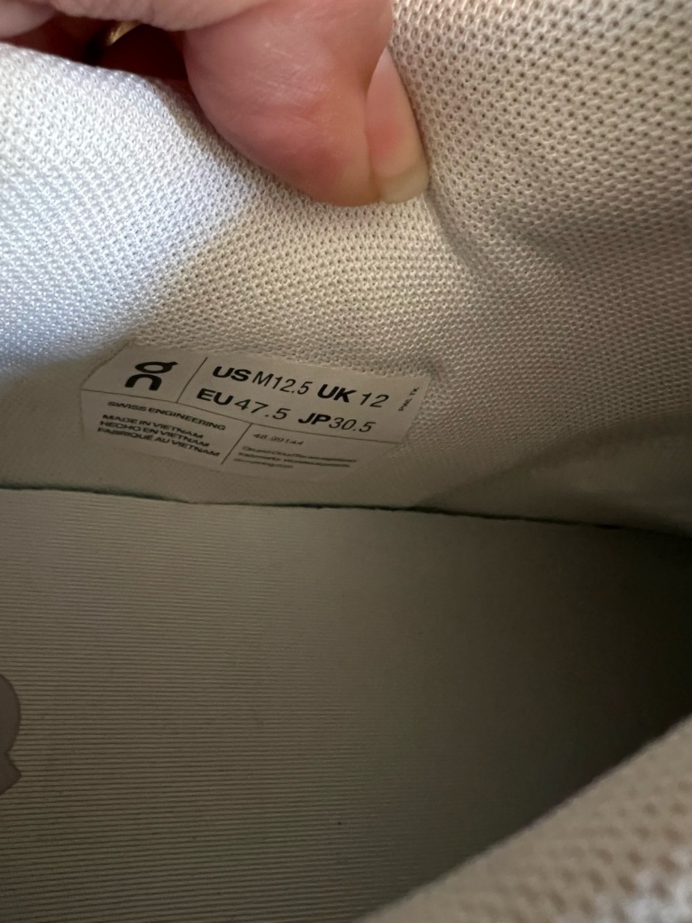 On Running Men's The Roger Clubhouse Tennis Shoes All White US 12.5 - Picture 12 of 14